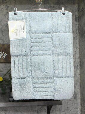NWT Knightsbridge Cotton Soft Plush Bath Mat Rug Aqua Blue Green 17 in. x 24 in.
